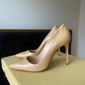 Manolo Blahnik BB Beige Patent Pointed Toe Pumps